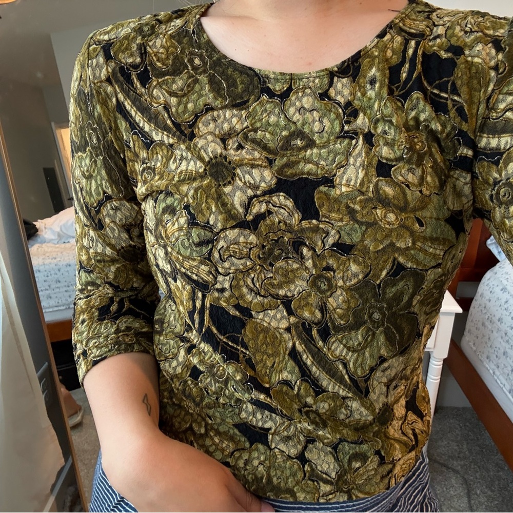 Vintage Floral Brittany Black Top